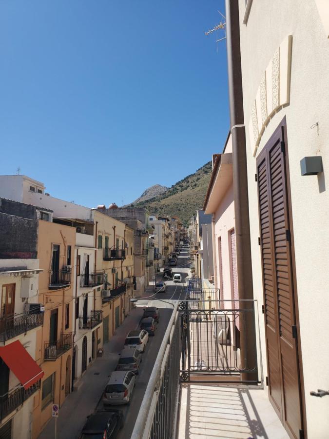 شقة Palazzo Del Golfo كاستيلاّماري ديل غو المظهر الخارجي الصورة