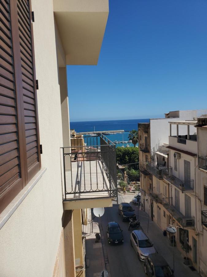 شقة Palazzo Del Golfo كاستيلاّماري ديل غو المظهر الخارجي الصورة